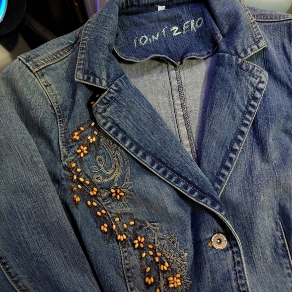 Point Zero Medium Light Blue Jean Jacket with Floral Design Womens XL - Picture 4 of 5